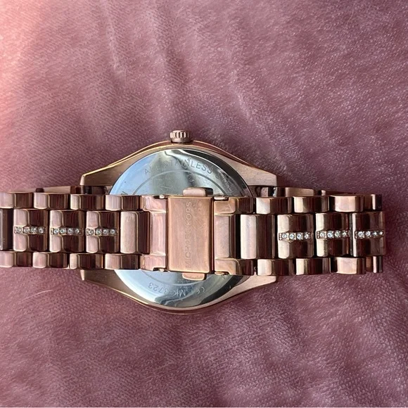 MICHAEL KORS • Rose Gold Blue Face Watch MK3723